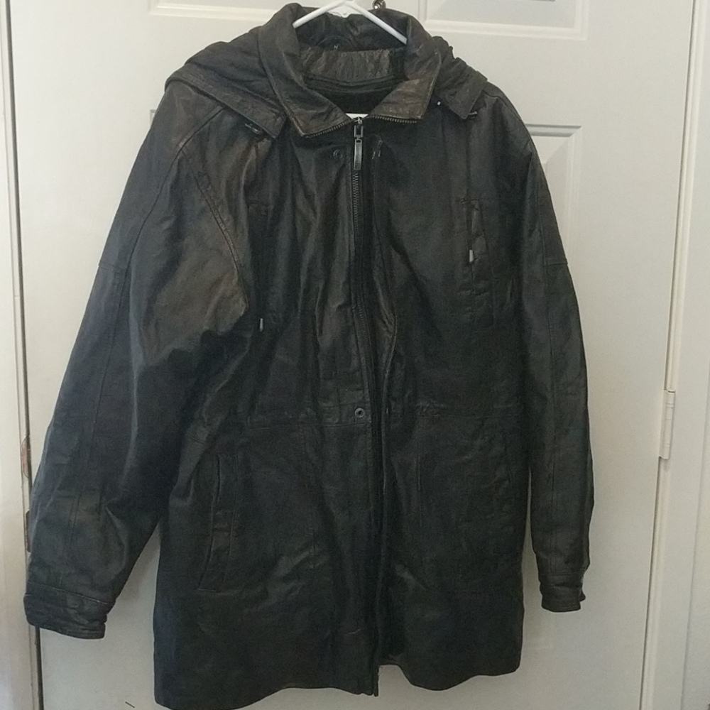 Size medium Sergio Benini leather hooded jacket